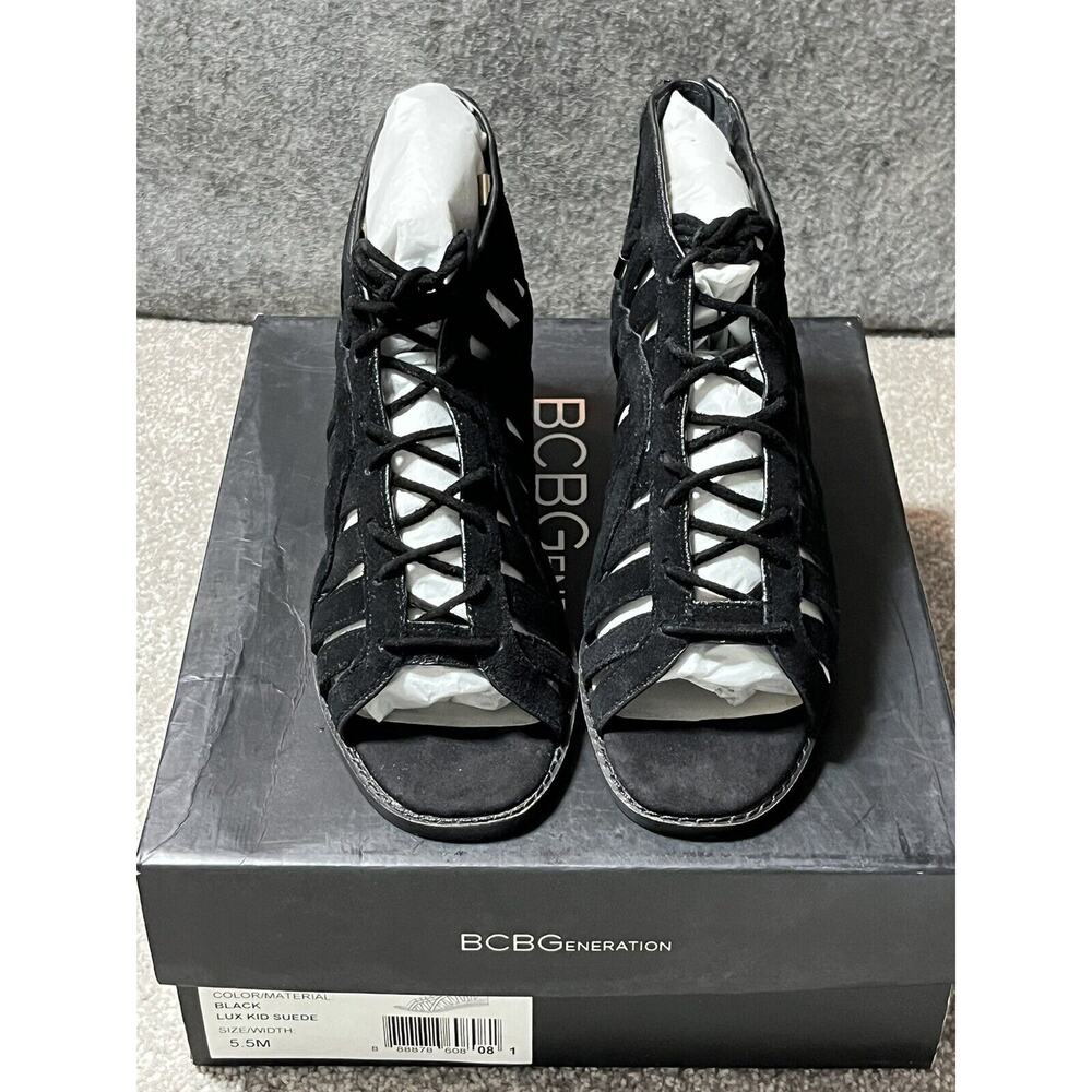 Lace-Up Gladiator Sandals Size 5.5 Boho Edgy Festival Chic Suede Dark Witchy